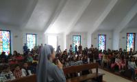 Crianças de Queijas visitam o Convento da Madre Clara
